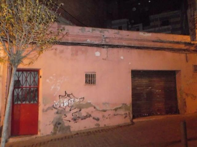 Piso en venta en calle De Pablo Iglesias, Badalona, de 62 m² 1 habitación por 75.100