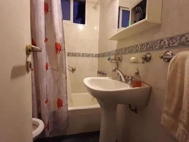 Piso en venta en calle De Palamós, Barcelona, de 45 m² 2 habitaciones por 145.000