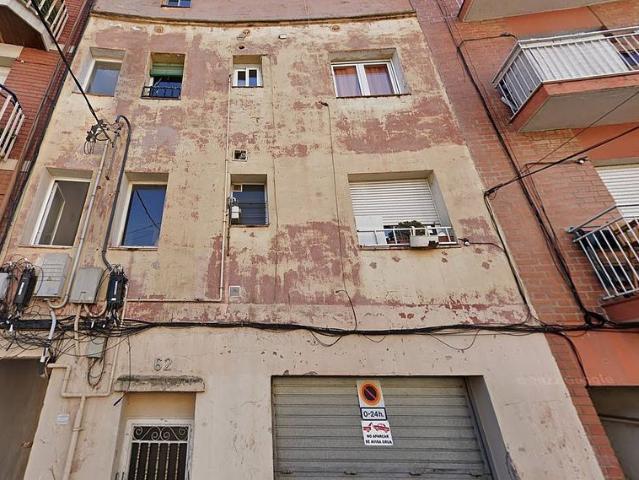 Piso en venta en calle De Pasteur, Barcelona, de 47 m² 2 habitaciones por 120.000