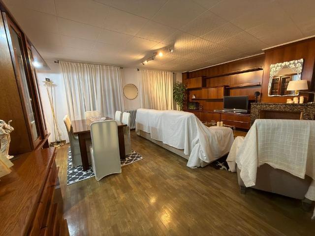 Piso en venta en calle De Pau Casals, Prat de Llobregat, El, de 160 m² 5 habitaciones por 495.000