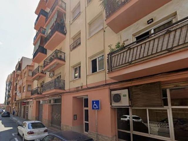 Piso en venta en calle De Peníscola, Reus, de 93 m² 5 habitaciones por 195.000