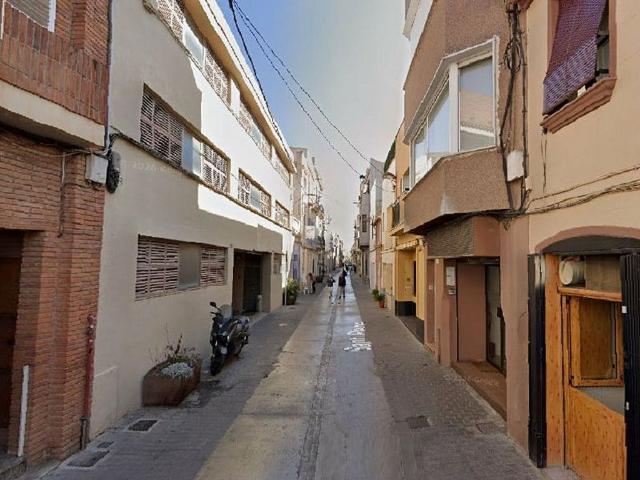 Piso en venta en calle De Pérez Galdós, Badalona, de 50 m² 2 habitaciones por 81.100