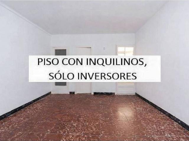 Piso en venta en calle De Pérez Galdós, Badalona, de 74 m² 3 habitaciones por 110.165