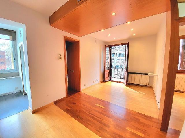 Piso en venta en calle De Pere IV, Barcelona, de 53 m² 2 habitaciones por 355.000