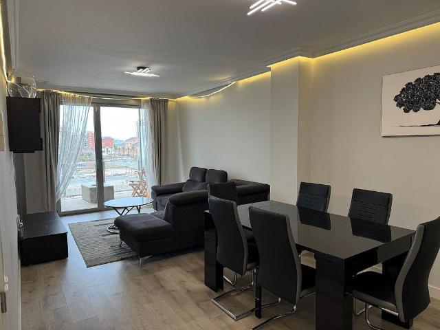 Piso en venta en calle De Pi i Margall, Badalona, de 114 m² 3 habitaciones por 589.000