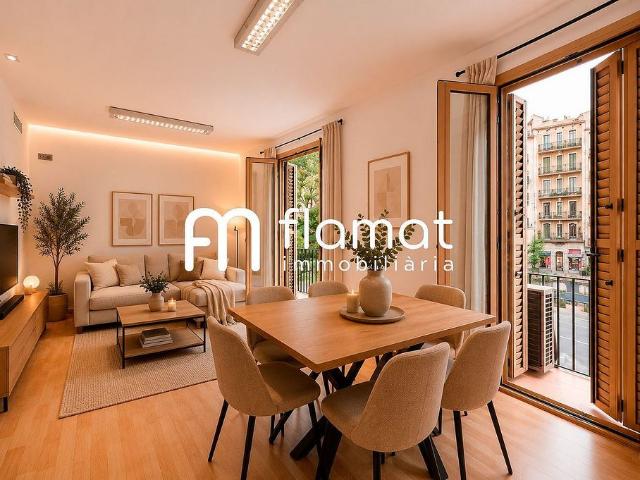 Piso en venta en calle De Pi i Margall, Barcelona, de 89 m² 3 habitaciones por 480.000