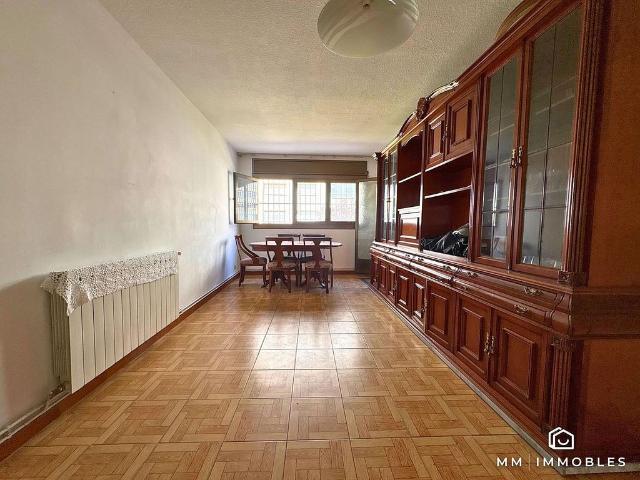 Piso en venta en calle De Ponent, Granollers, de 87 m² 4 habitaciones por 179.000