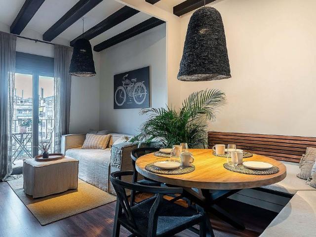 Piso en venta en calle De Provença, Barcelona, de 50 m² 1 habitación por 430.000