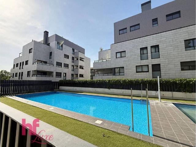 Piso en venta en calle De Ramon Mas, Sant Cugat del Vallès, de 100 m² 3 habitaciones por 620.000