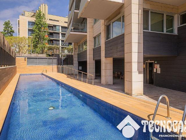 Piso en venta en calle De Ramon Llull, Sant Adrià de Besos, de 81 m² 2 habitaciones por 498.000