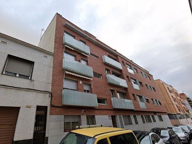 Piso en venta en calle De Ramon Llull, Terrassa, de 50 m² 1 habitación por 137.600