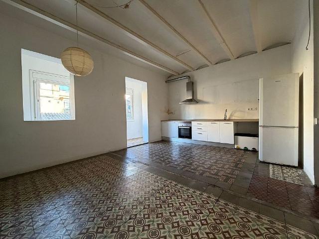 Piso en venta en calle De Ramon Turró, Barcelona, de 82 m² 3 habitaciones por 435.000