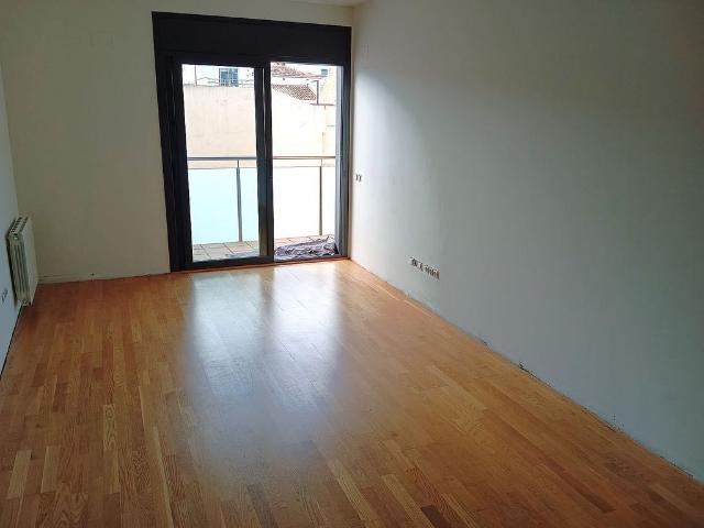 Piso en venta en calle De Regàs, Sabadell, de 67 m² 2 habitaciones por 250.000 €