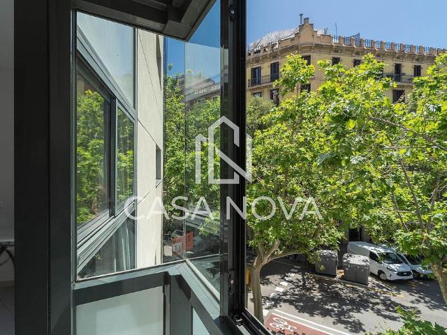 Piso en venta en calle De Roger de Flor, Barcelona, de 80 m² 2 habitaciones por 435.000