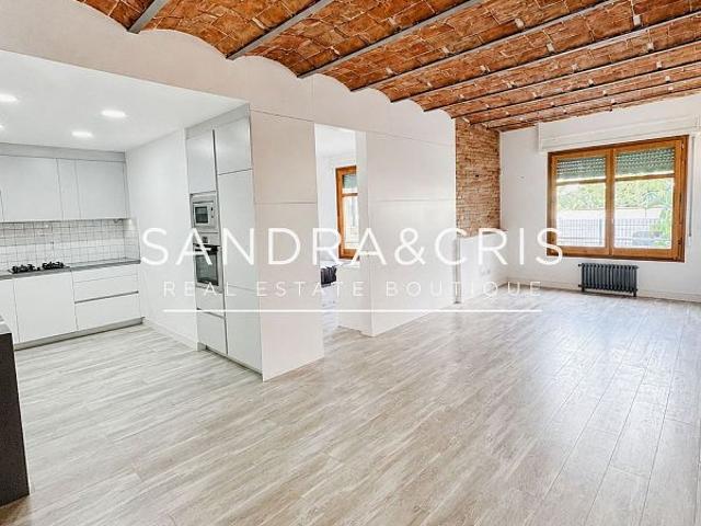 Piso en venta en calle De Roger de Llúria, Barcelona, de 82 m² 2 habitaciones por 600.000