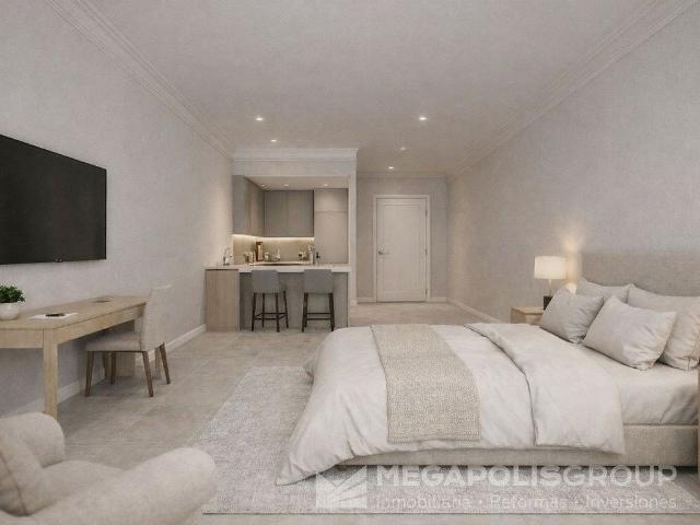 Piso en venta en calle De Sant Antoni Abat, Barcelona, de 41 m² 3 habitaciones por 215.000