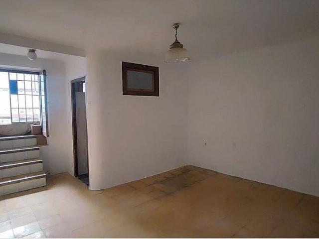 Piso en venta en calle De Sant Antoni Abat, Barcelona, de 69 m² 2 habitaciones por 175.000