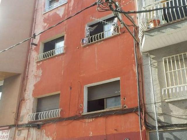 Piso en venta en calle De Sant Ernest, Santa Coloma de Gramanet, de 45 m² 2 habitaciones por 72.000