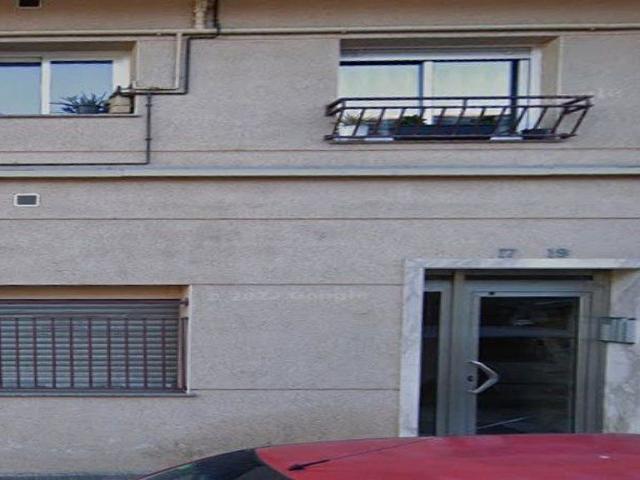 Piso en venta en calle De Sant Ferran, Terrassa, de 73 m² 3 habitaciones por 166.000