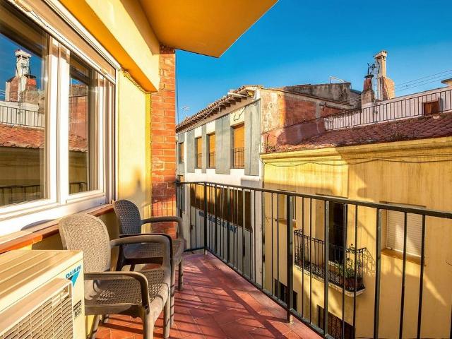 Piso en venta en calle De Sant Isidre, Sant Feliu de Guíxols, de 66 m² 3 habitaciones por 250.000