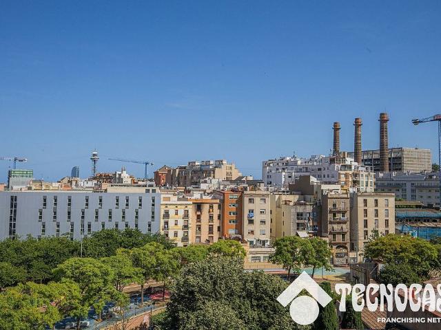 Piso en venta en calle De Sant Pau, Barcelona, de 58 m² 1 habitación por 350.000
