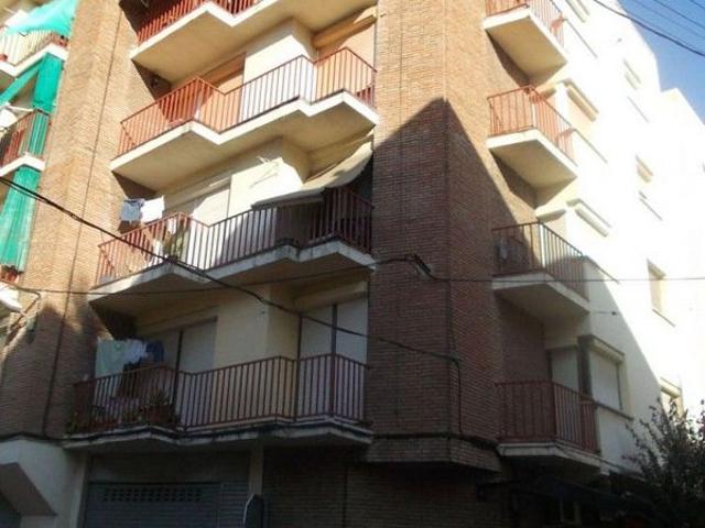 Piso en venta en calle De Sant Pau, Llagosta, La, de 62 m² 1 habitación por 61.000 €