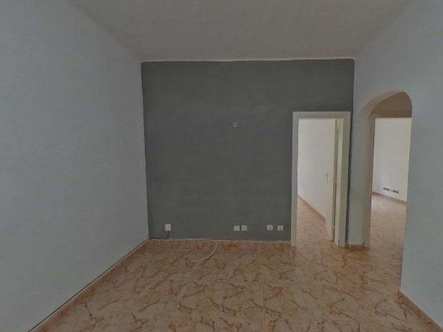 Piso en venta en calle De Sant Paulí de Nola, Barcelona, de 107 m² 4 habitaciones por 231.400