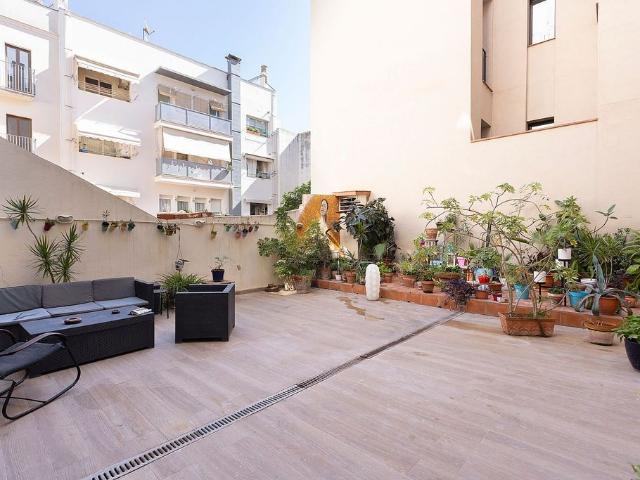 Piso en venta en calle De Sant Pere Més Baix Metges, Barcelona, de 250 m² 3 habitaciones por 590.000