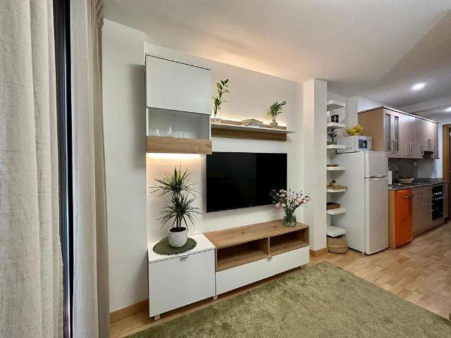 Piso en venta en calle De Sant Pere Mitjà, Barcelona, de 40 m² 1 habitación por 260.000