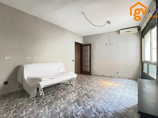 Piso en venta en calle De Santa Matilde, Barcelona, de 51 m² 2 habitaciones por 230.000