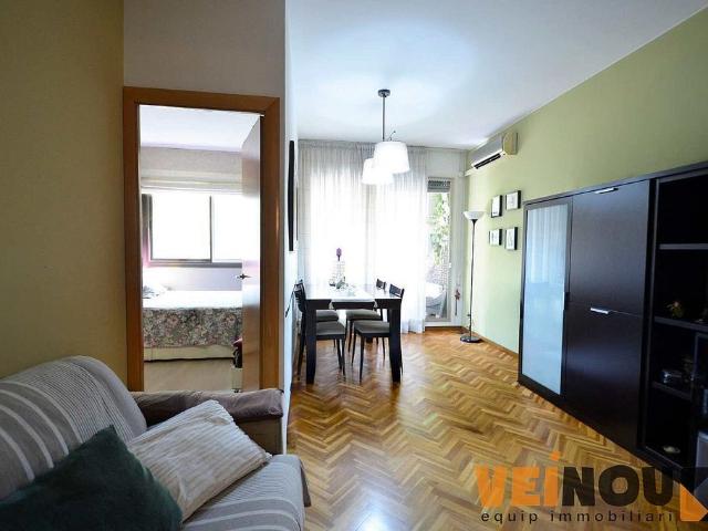 Piso en venta en calle De Santa Dorotea, Barcelona, de 85 m² 4 habitaciones por 570.000