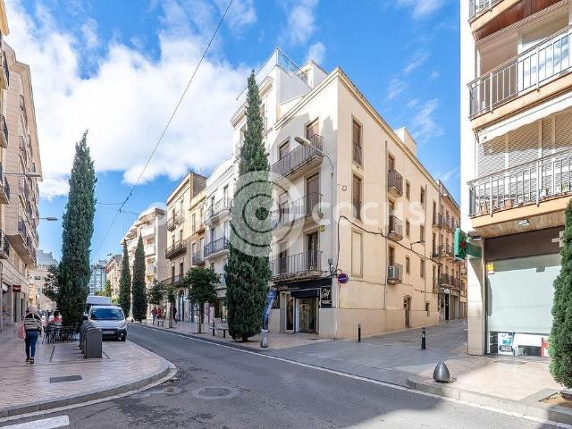 Piso en venta en calle De Santa Teresa, Reus, de 42 m² 1 habitación por 99.900
