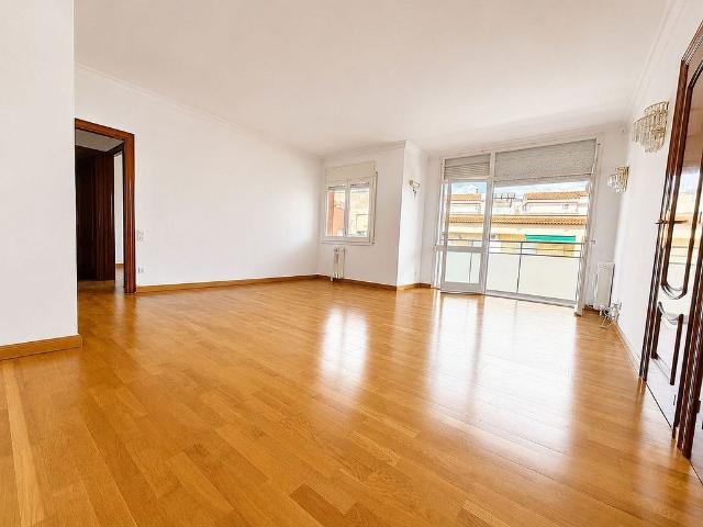 Piso en venta en calle De Santiago Rusiñol, Barcelona, de 89 m² 3 habitaciones por 445.000