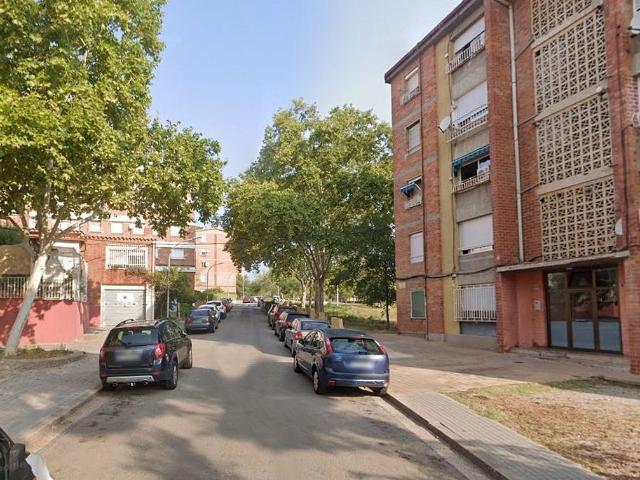 Piso en venta en calle De Sarasate, Sabadell, de 79 m² 3 habitaciones por 82.000
