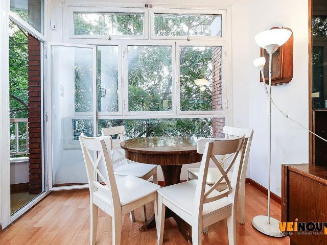Piso en venta en calle De Sepúlveda, Barcelona, de 85 m² 4 habitaciones por 440.000