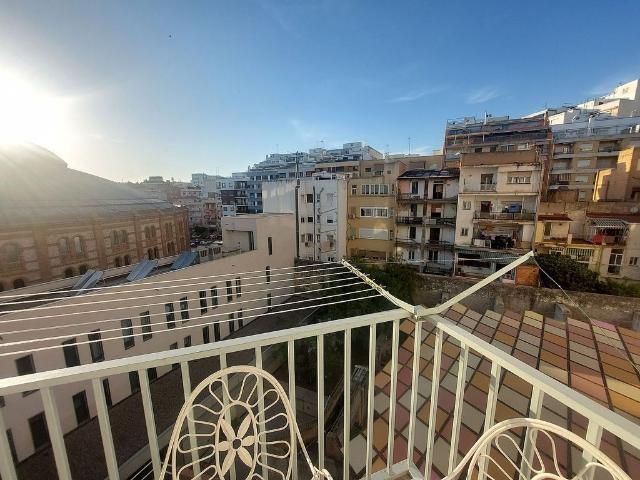 Piso en venta en calle De Sevilla, Tarragona, de 60 m² 2 habitaciones por 175.000