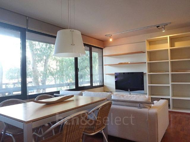 Piso en venta en calle De Tarragona, Barcelona, de 77 m² 2 habitaciones por 495.000