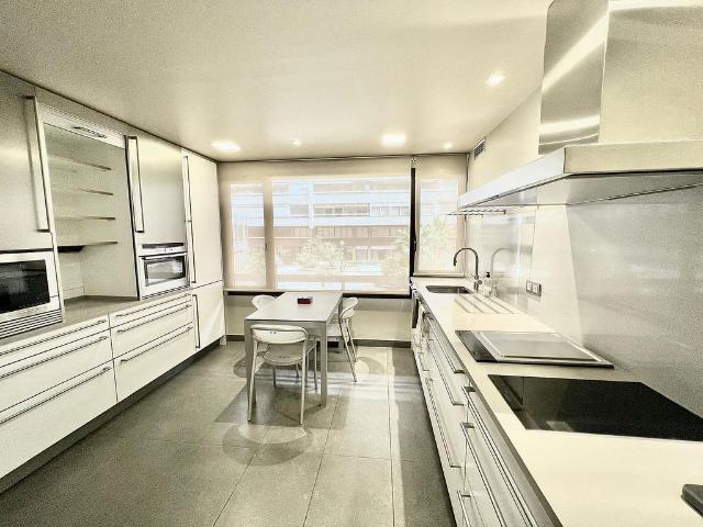 Piso en venta en calle De Tarragona, Barcelona, de 88 m² 2 habitaciones por 480.000