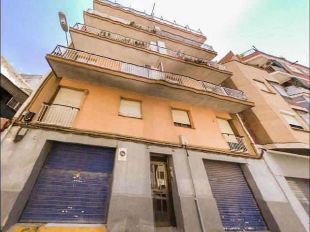 Piso en venta en calle De Terra Baixa, Hospitalet de Llobregat, L´, de 84 m² 4 habitaciones por 193.600