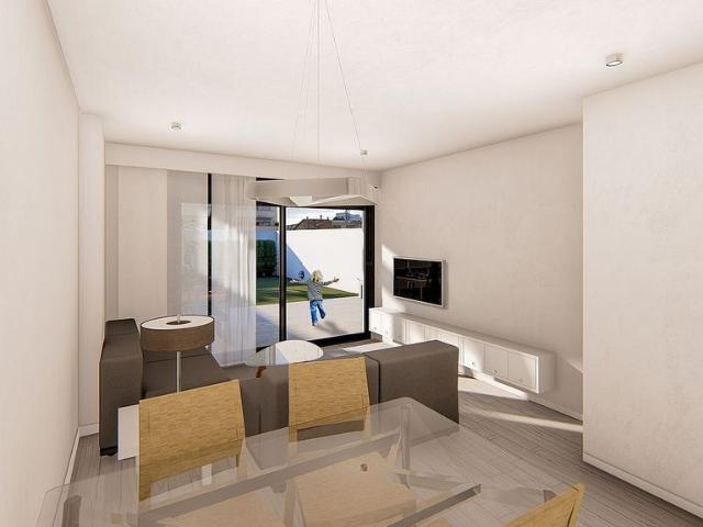 Piso en venta en calle De Terrassa, Rubí, de 101 m² 4 habitaciones por 367.000