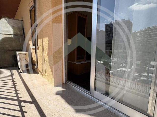 Piso en venta en calle De Tetuan, Granollers, de 60 m² 3 habitaciones por 165.000