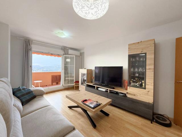 Piso en venta en Calle de Valencia, Distrito Único, Rincón de la Victoria, Málaga