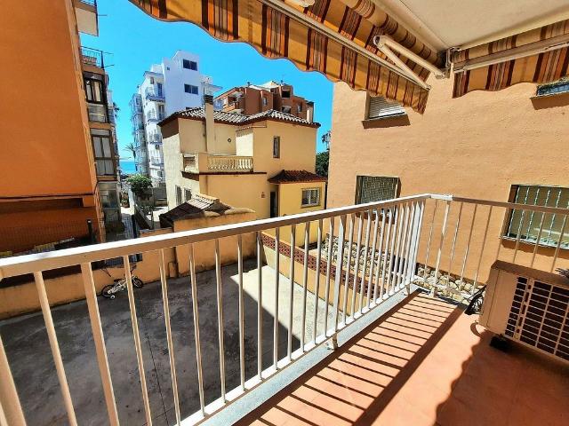 Piso en venta en calle De València, Salou, de 55 m² 2 habitaciones por 170.000