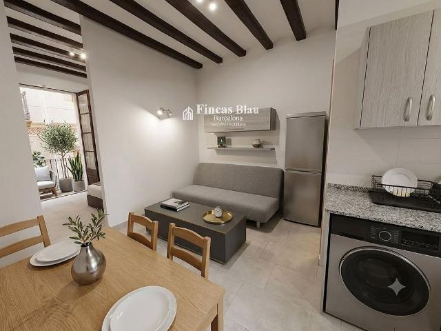 Piso en venta en calle De Verdaguer i Callís, Barcelona, de 35 m² 1 habitación por 235.000
