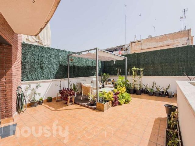 Piso en venta en calle De Víctor Balaguer, Badalona, de 95 m² 3 habitaciones por 250.000