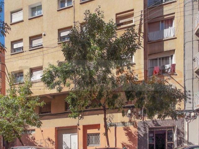 Piso en venta en calle De Vilaseca, Reus, de 59 m² 3 habitaciones por 80.000