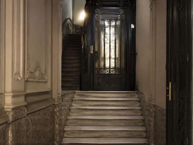 Piso en venta en calle De Villarroel, Barcelona, de 50 m² 2 habitaciones por 349.000