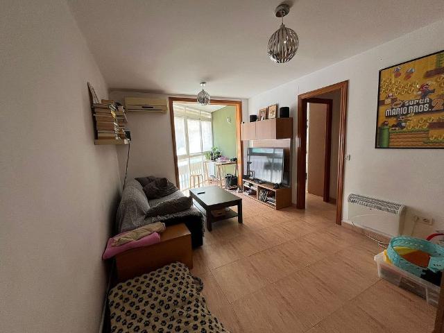 Piso en venta en calle De Wagner, Santa Coloma de Gramanet, de 59 m² 2 habitaciones por 169.999