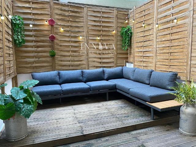 Piso en venta en calle Del Tigre, Barcelona, de 49 m² 1 habitación por 245.000