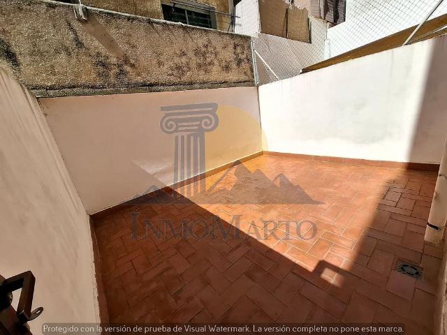 Piso en venta en calle Del Turó Blau, Barcelona, de 65 m² 3 habitaciones por 225.000